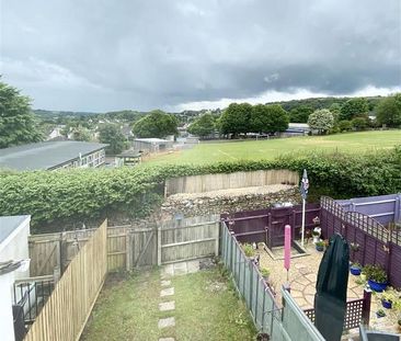 2 bedroom terraced house to rent - Photo 6