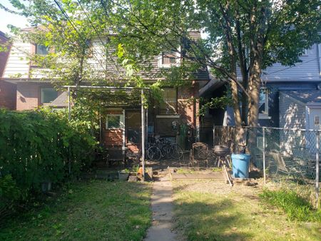 For Lease - 687 Dupont Street Unit# A - 1st Flr, Toronto, Ontario - Photo 3