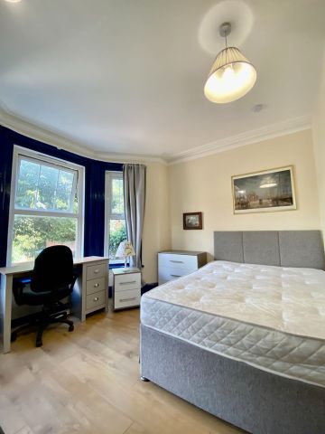 Room in a Shared House, Portswood Road, SO17 - Photo 4