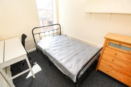 Montpelier Road (4 Bed), Dunkirk, Nottingham, NG7 - Photo 3