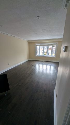 For Lease - 378 Hansen Road, Brampton, Ontario - Photo 5