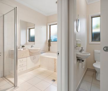 11 Squirrel Glider Drive, Thurgoona NSW 2640 - House For Rent | Domain - Photo 4