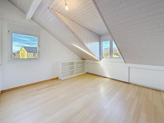 Beautiful Renovated Duplex - Photo 1