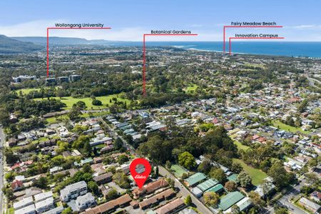 Spacious & Stylish 3-Bedroom Townhouse in Premium Location - Photo 3