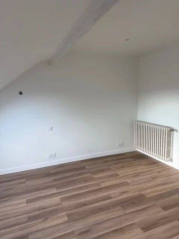 F1 refait à neuf situé à Bezons - Photo 2