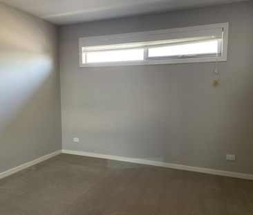 Private and Gorgeous! - Photo 6