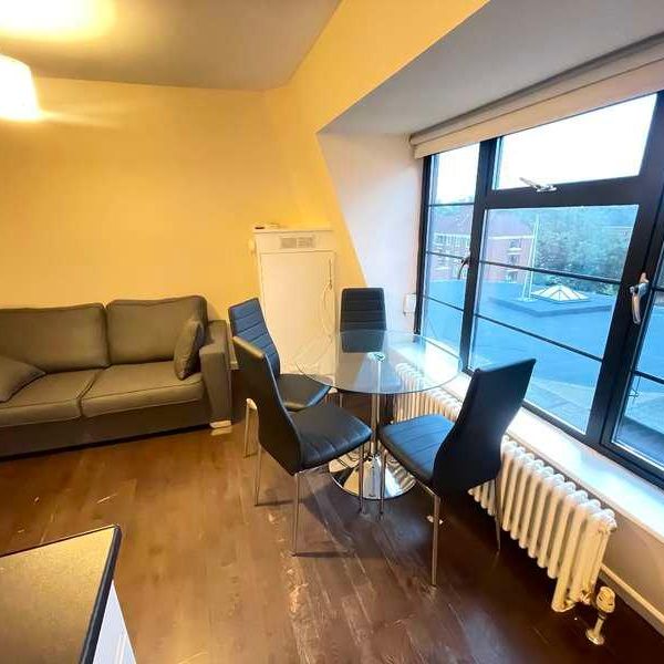 Eversholt Street, London, NW1 - Photo 1