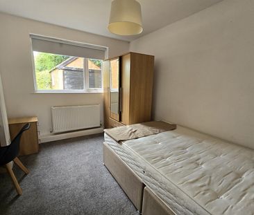 Broadgate, Beeston, NG9 2FU - Photo 6