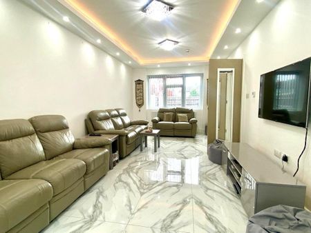 5 bedroom semi-detached house to rent - Photo 2