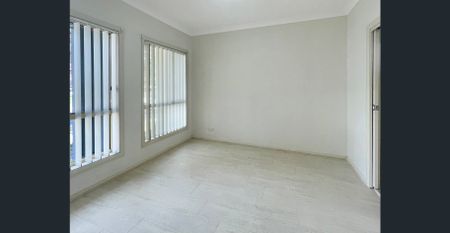 MODERN FAMILY HOME!!! - Photo 3