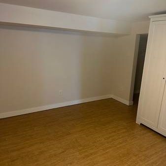 1 Bedroom Basement Suite - Photo 4