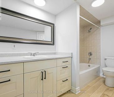 225 SEPTONNE AVENUE - Photo 6