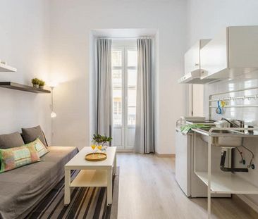 Calle Martínez Campos - Photo 4