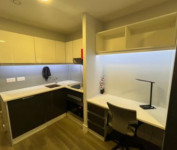 A Premium Studio Deluxe at ViBe Student Living - Photo 2