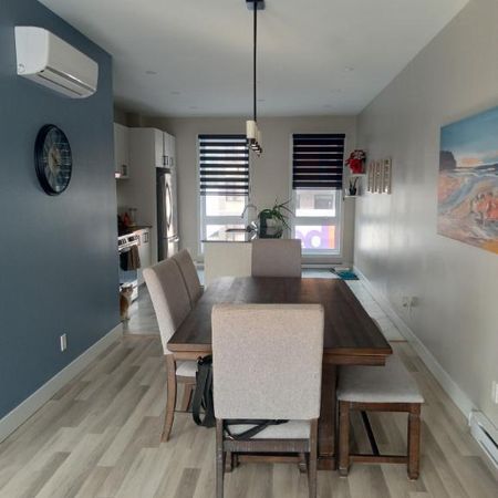 Maison de ville sur 3 étages avec vue imprenable sur le fleuve - Photo 3