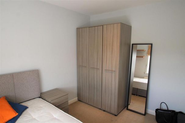 1 bedroom in a house share to rent - Photo 1
