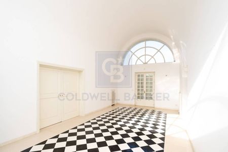 Villa unifamiliare via Salvo D'Acquisto 11, Centro, Gioia del Colle - Photo 3