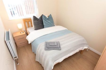 Apt 2 156, Beersbridge Road, Belfast, BT5 4RY - Photo 3
