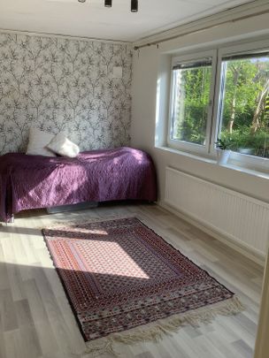 Bronsurnegatan, Västra Frölunda - Foto 1