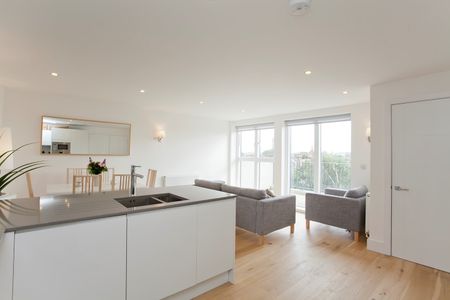 3 Bed Flat, Carpenters Place, SW4 - Photo 4