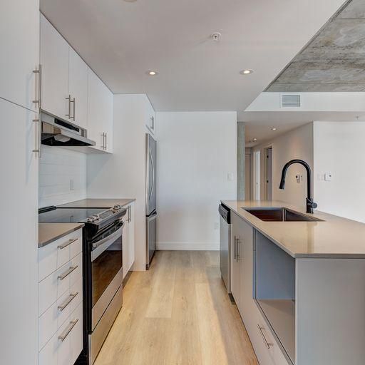 1 Bedroom - 2000 Rue Remembrance, Lachine - Photo 1