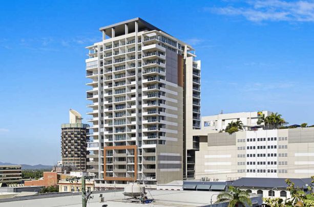 Modern Inner-City Living with Stunning Views at The Dalgety - Photo 1