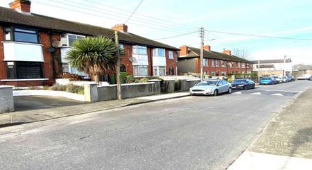 Apartment to rent in Dublin, Windmill Rd - Photo 2