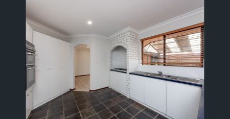 Freshly Updated 3x1 Home in Convenient Heathridge Location! - Photo 4