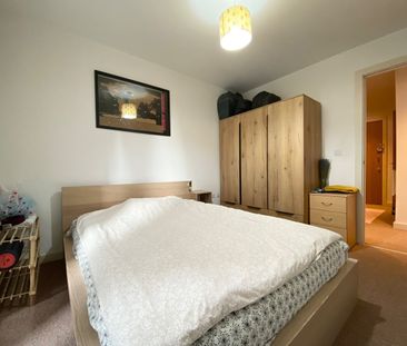 2 Bed Flat, The Sphere, E16 - Photo 4