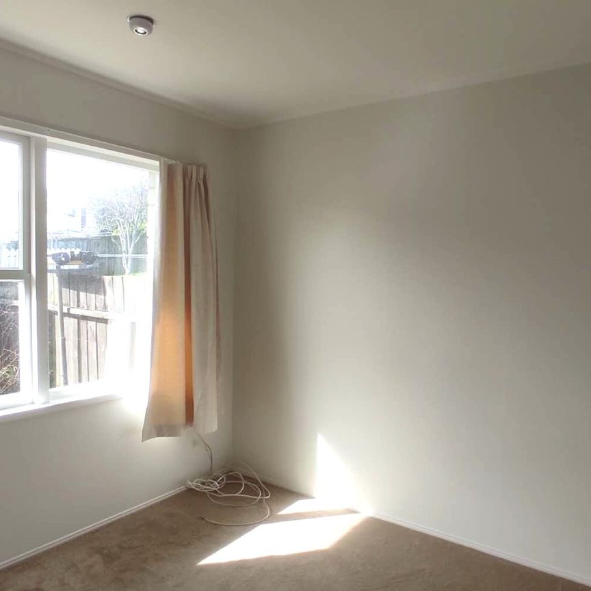 2 Bedrooms Unit in Pakuranga - Photo 1