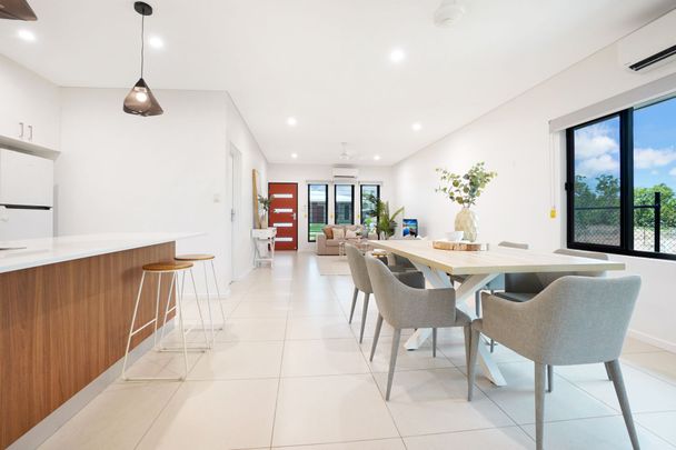 12 Beefwood Court, - Photo 1