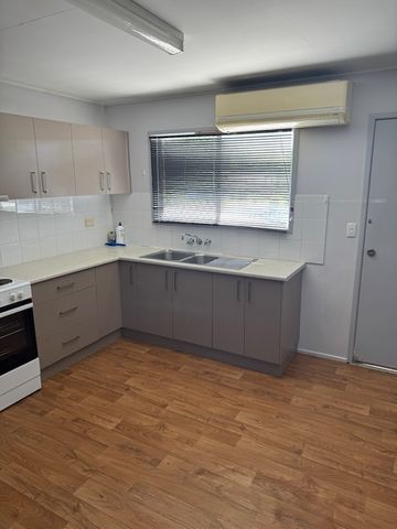 2/8-10 Ebert Parade, Lawnton QLD 4501 - Apartment For Rent | Domain - Photo 2
