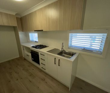 Immaculate Near-New One-Bedroom Apartment Featuring Lock-Up Garage - Photo 5