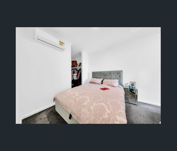 Affordable Modern Unit in Craigieburn – $410 Per Week - Photo 3