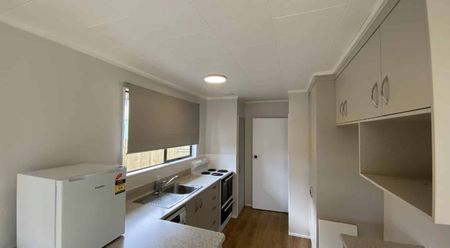 2 Bedroom, 1 Bathroom Unit in Parahaki - Photo 4