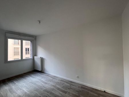 location Appartement T4 DE 85.6m² À BOBIGNY - Photo 5