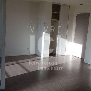 SAINTE LUCE S/LOIRE - Studio proche centre-ville et transports - Photo 3