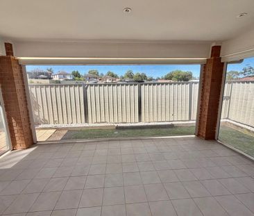 THE IDEAL FAMILY RETREAT! - Photo 5