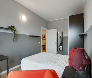 Viale Evaristo Stefini, Milan, Lombardy 20125 - Foto 2