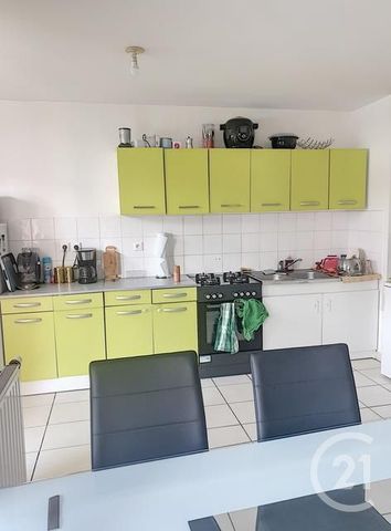 Location Appartement 3 pièces 61m² CLERMONT FERRAND 63100 - Photo 3