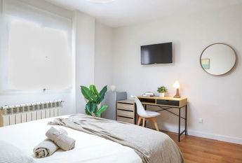 Calle Volver a Empezar, Madrid, Community of Madrid 28018