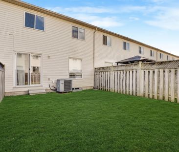 For Lease - 94 Foxglove Crescent, Kitchener, Ontario - Photo 6