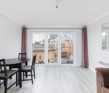 A well-presented one-bedroom apartment ideally located in the heart... - Photo 3