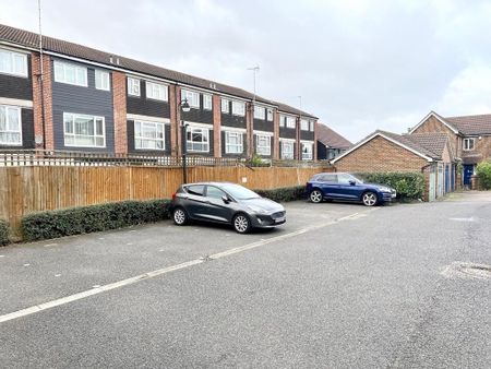 2 bedroom flat to rent - Photo 3