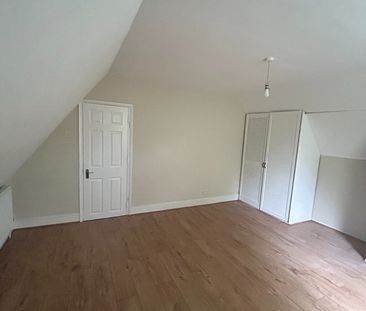 4 Bed Terraced House, Carisbrooke Road, E17 - Photo 3