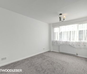 3 bedroom terraced house to rent - Photo 6