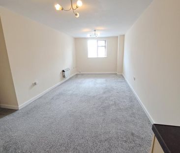 1 bedroom ground floor flat to rent - Photo 2