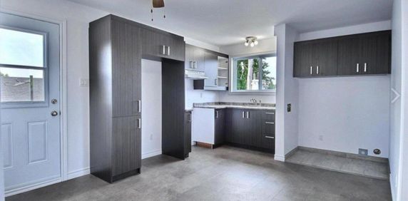 Agréable logement 41/2 au 1ere étage à louer, laveuse er stationnement inclus, Sorel-Tracy - Photo 2