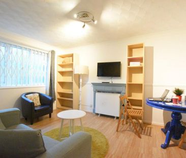 1 bedroom flat to rent - Photo 3
