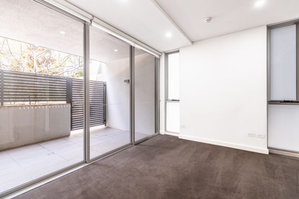 302/84-108 Anzac Parade, Kensington NSW 2033 - Apartment For Rent | Domain - Photo 1